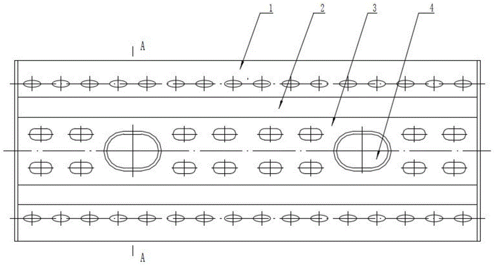 Opening side skirt plate type on-duty flame stabilizer