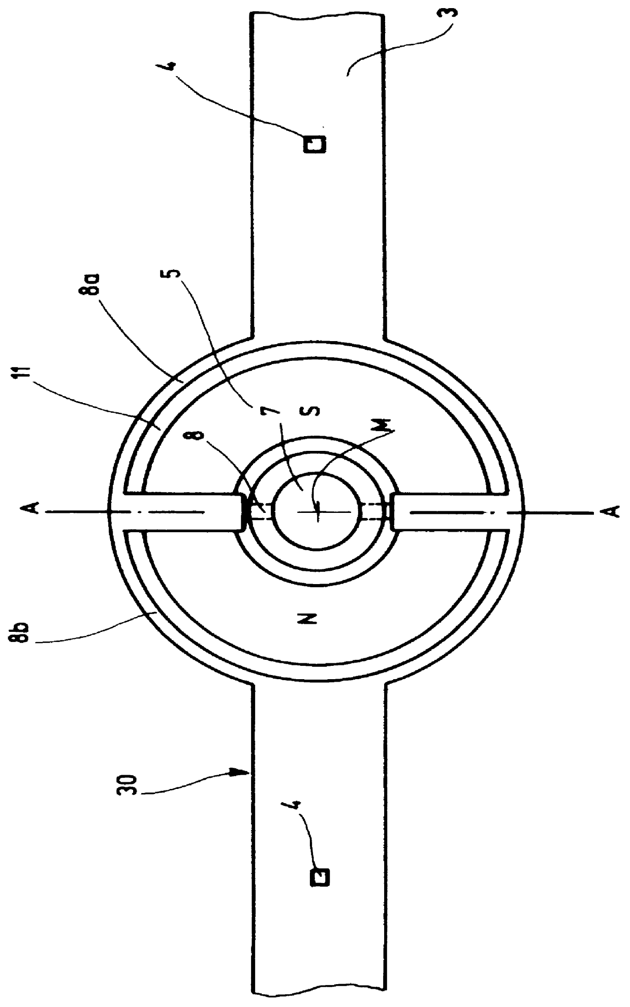 Inclination-compensating display device for a compass
