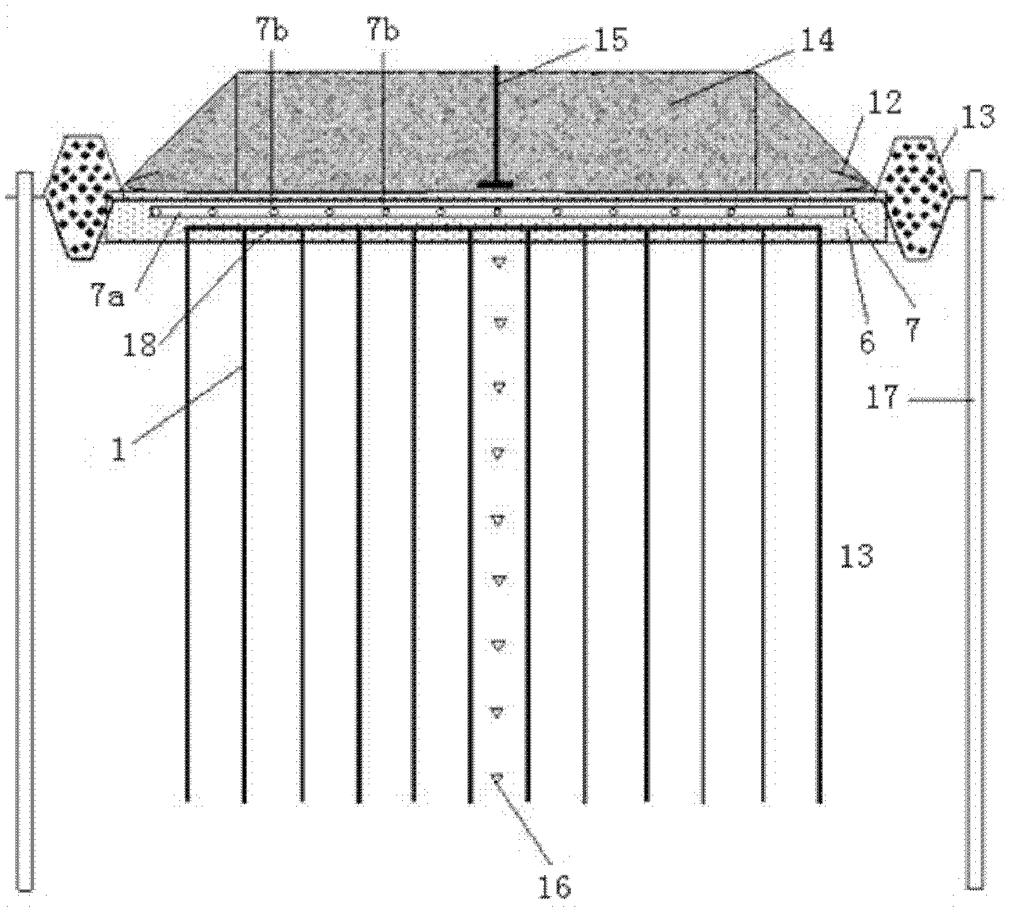 Hot-water draining consolidation processing device and hot-water draining consolidating processing method for soft soil foundation