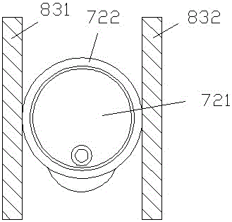 Material vibrating device capable of achieving sliding limiting