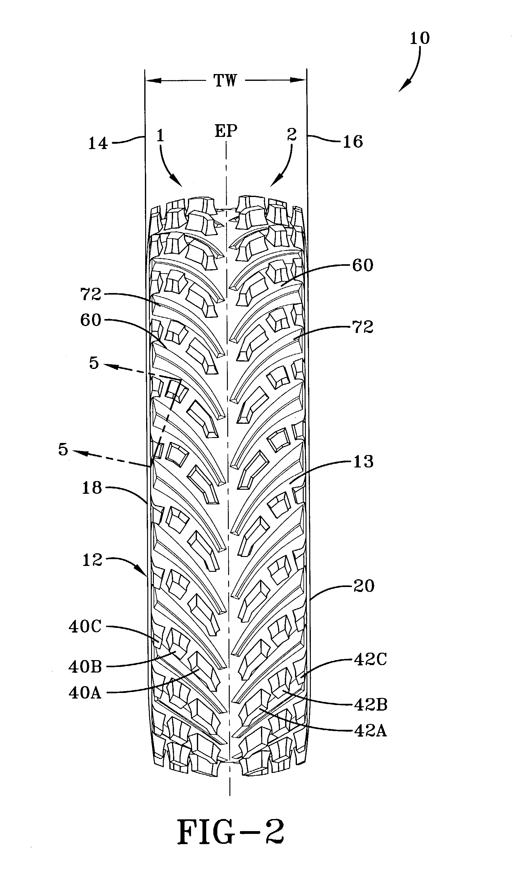 Off road tire having variable width puncture preventing pads