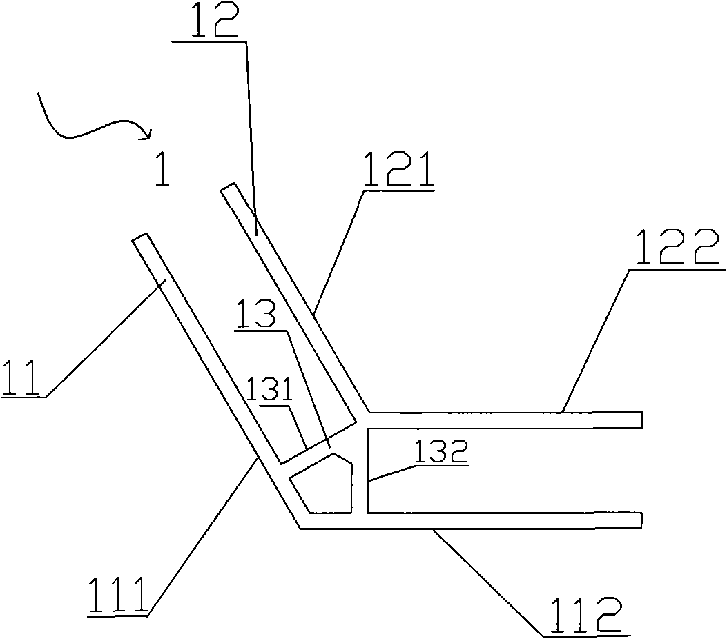 Honeycomb structural connection member provided with doubling plates