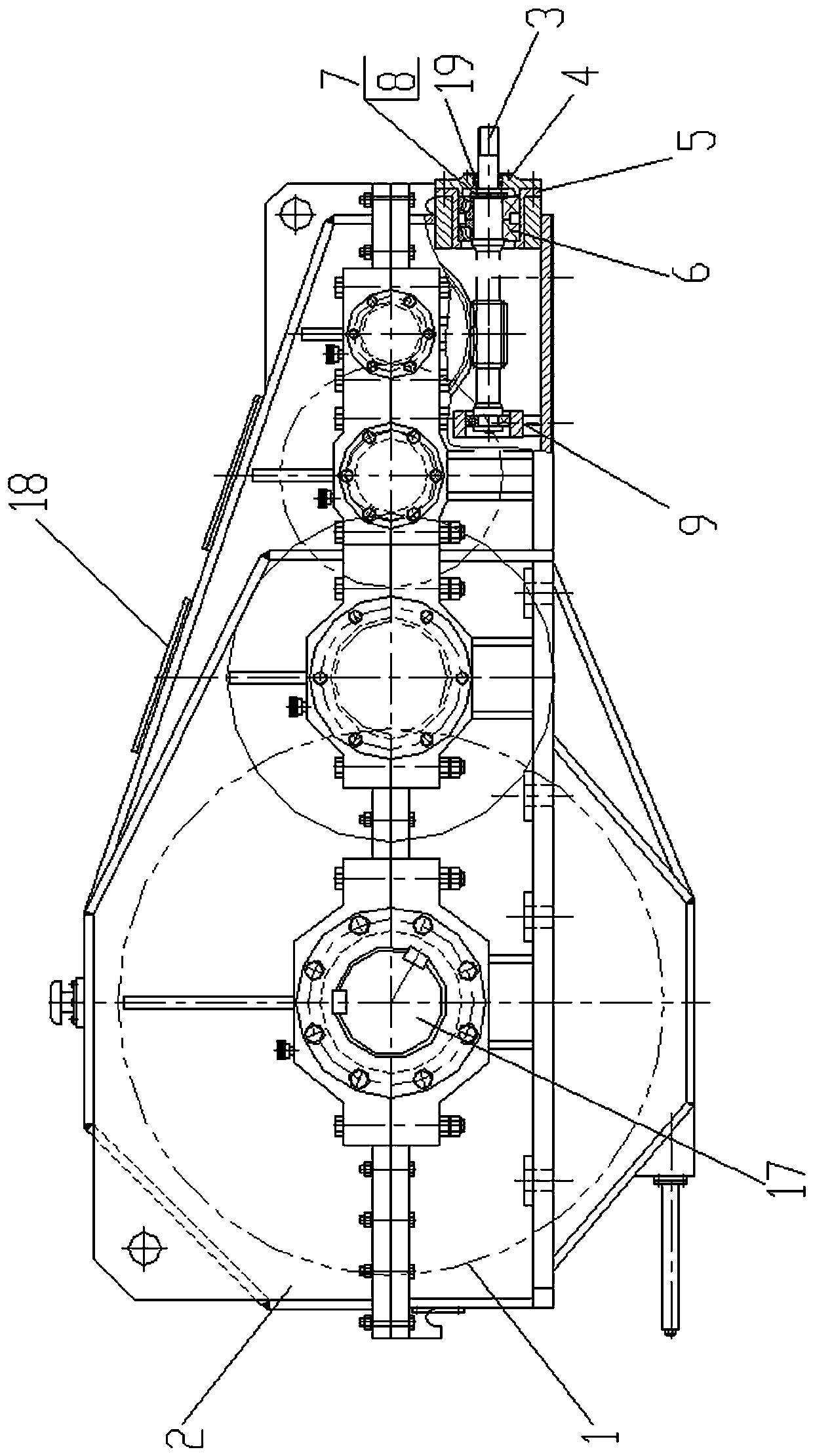 Worm and gear gear reducer for travelling in steel mill