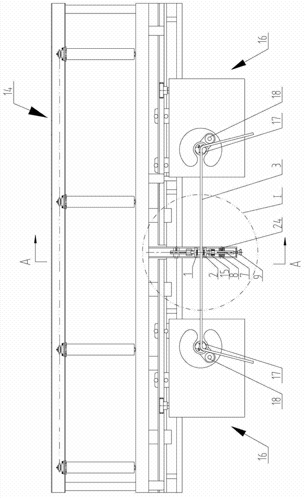 Automatic clamping mechanism in steel bar bender