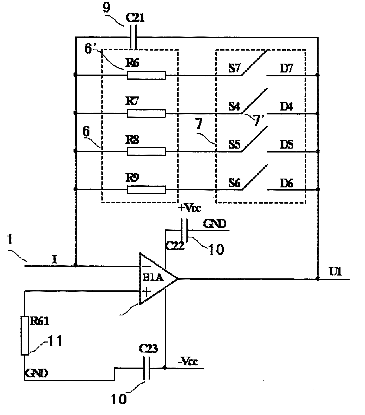 Current/voltage converting circuit with filtering and amplifying functions