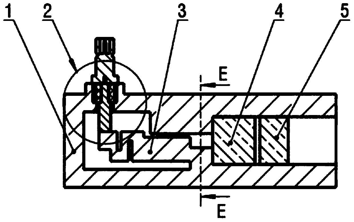 Miniaturized waveguide coaxial conversion device