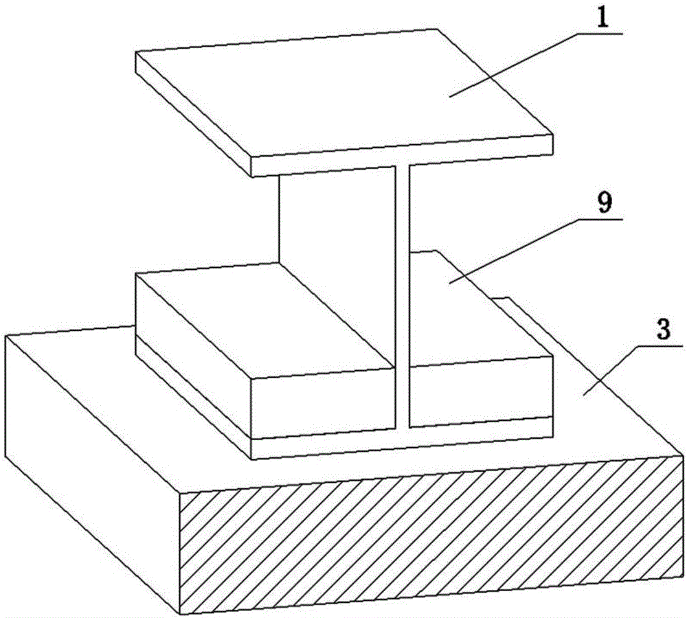 Sliding connecting piece between steel member and concrete