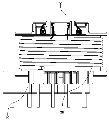 Adjustable common-mode transformer and common-mode adjusting method thereof