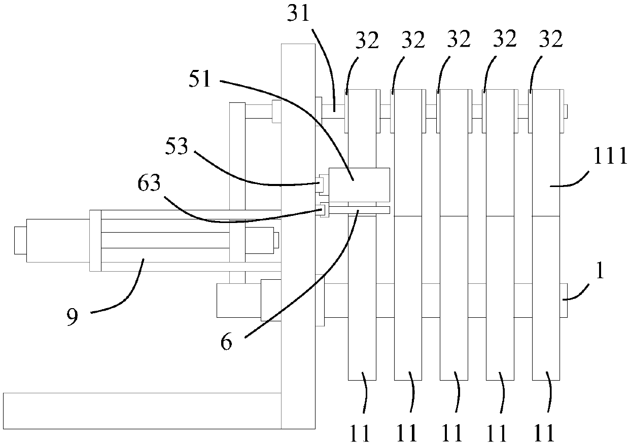 Roll replacing mechanism