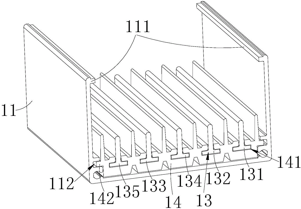 Power supply distribution device