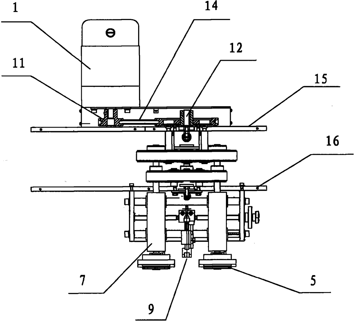 Capping machine with synchronous tensioning mechanism