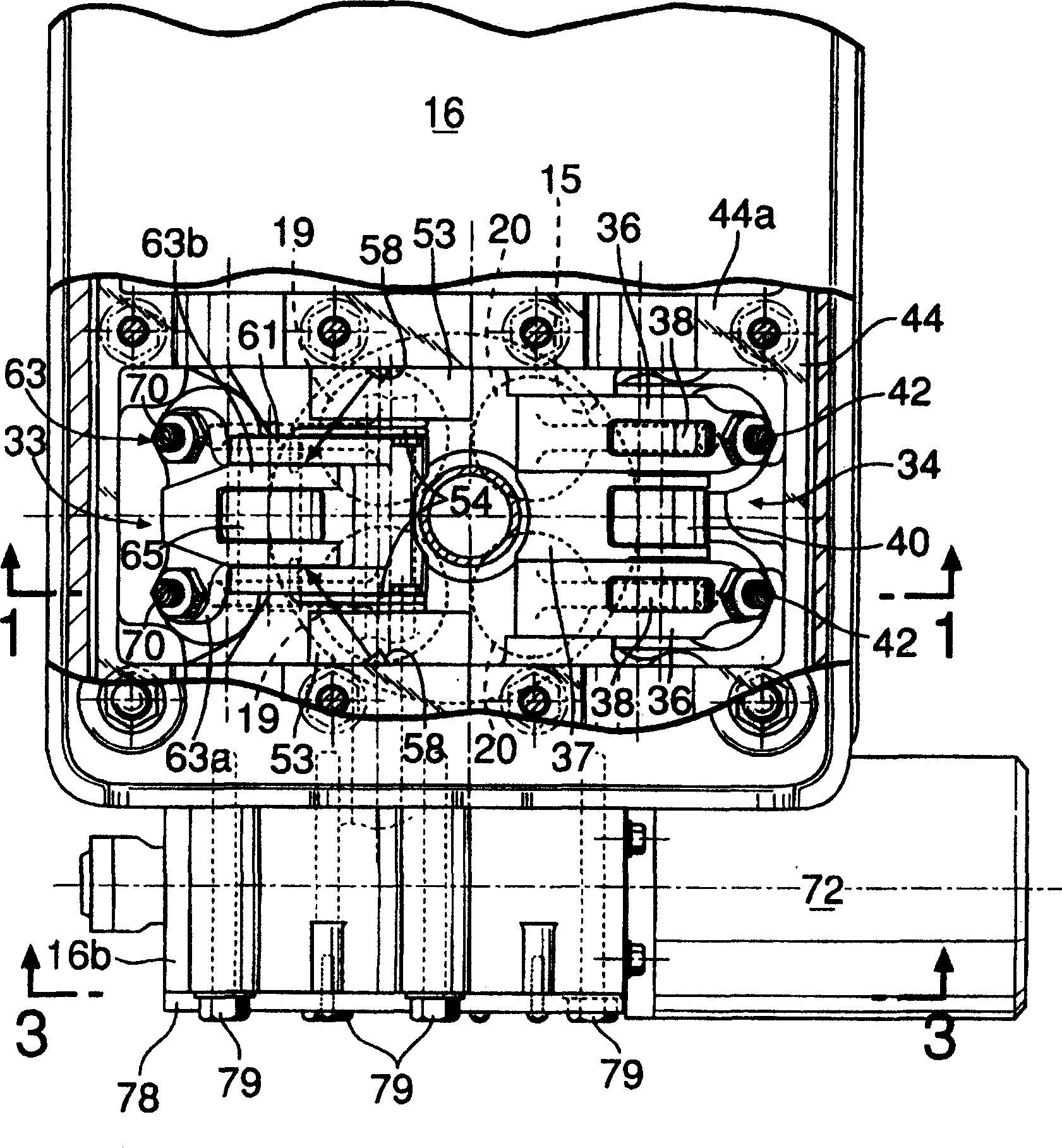 Valve operating device for engine
