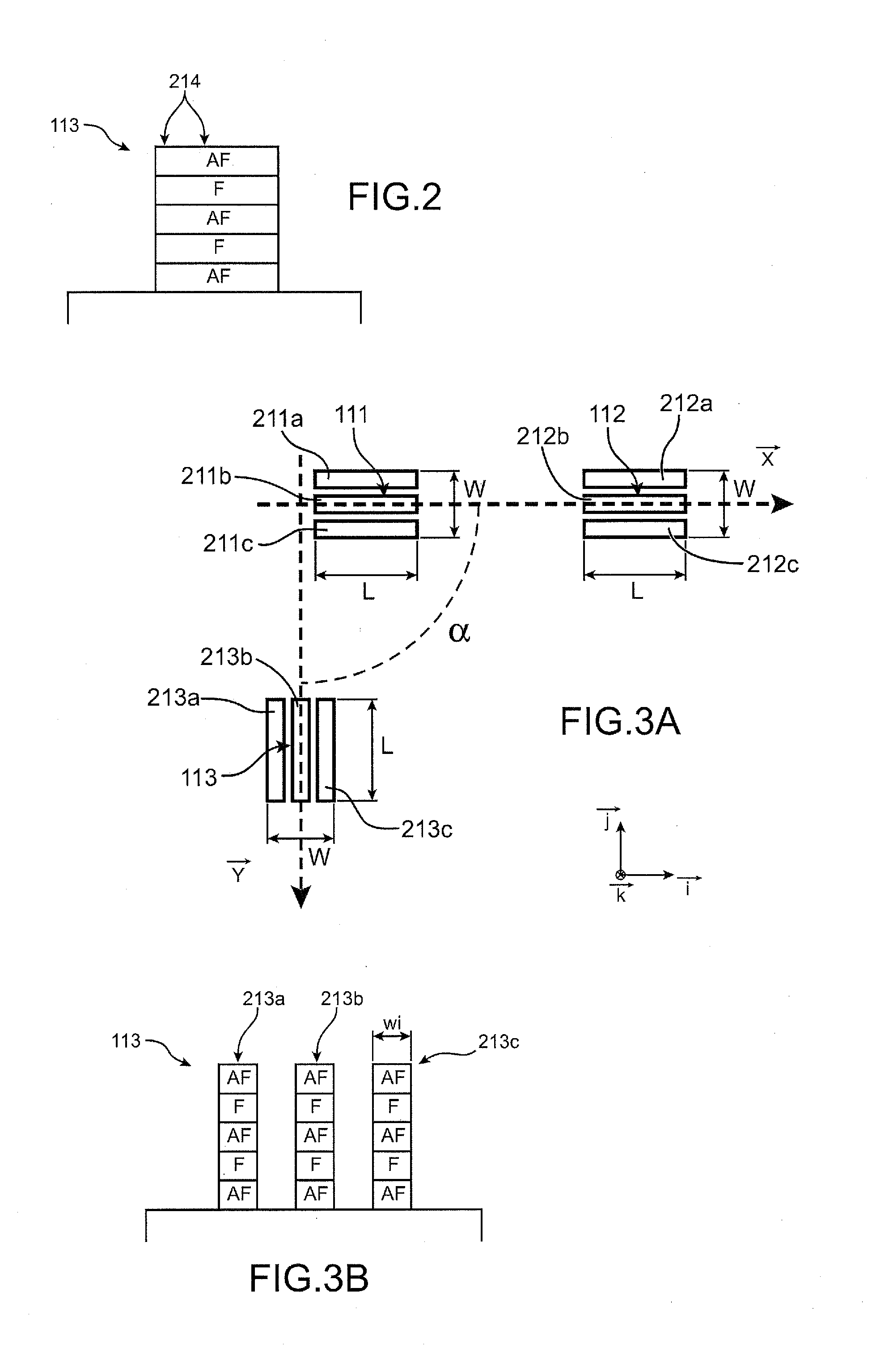 Production of a device comprising magnetic structures formed on one and the same substrate and having respective different magnetization orientations