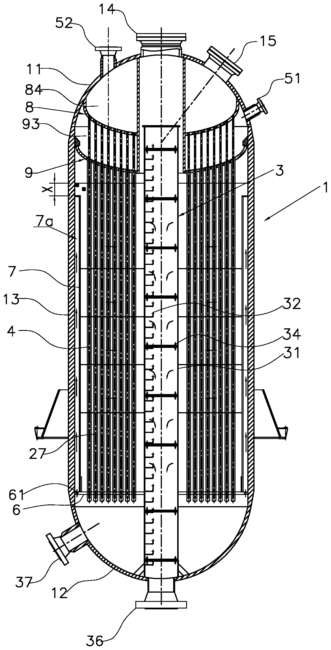 Radial bed isothermal reactor