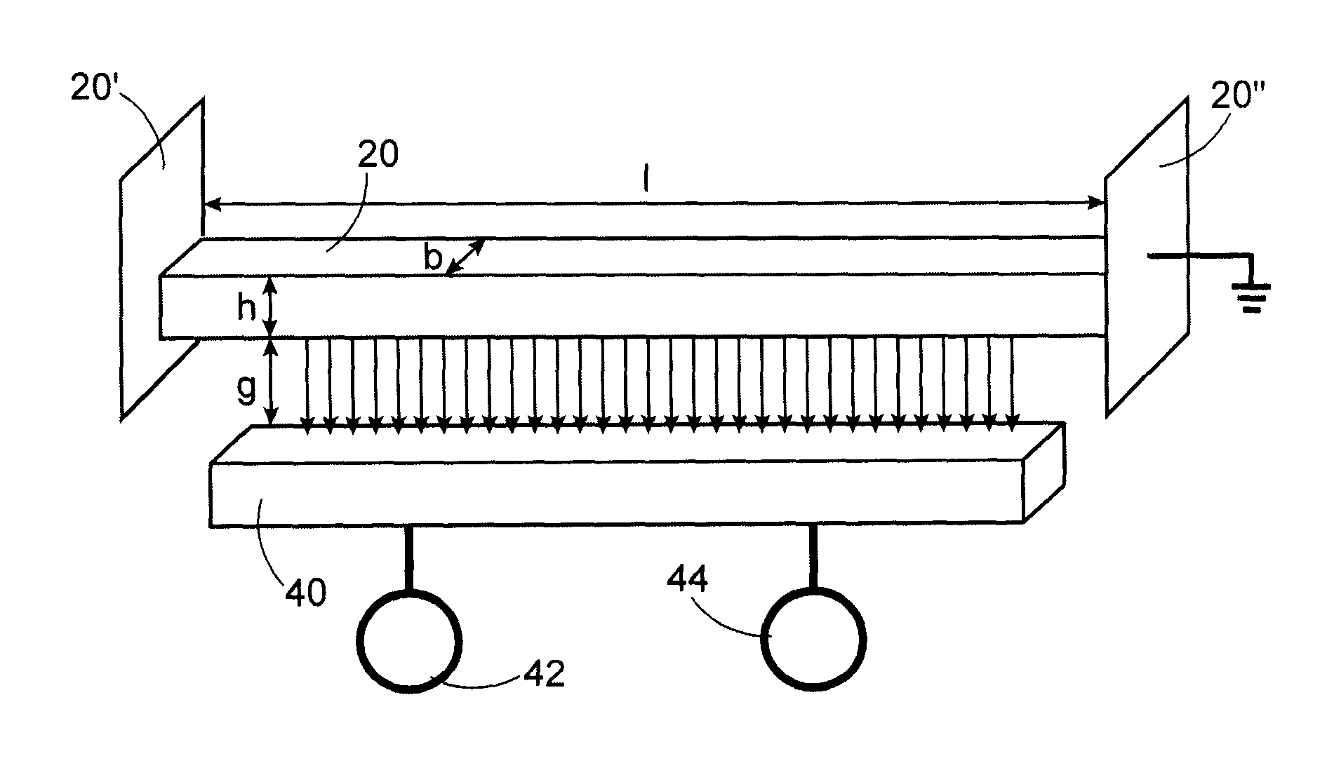 Method and device for suppressing hysteresis of resonators through simultaneous resonance