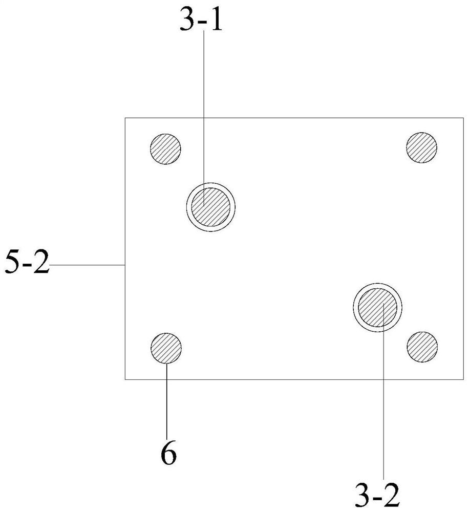 Variable-damping friction type damper, working method and prefabricated building