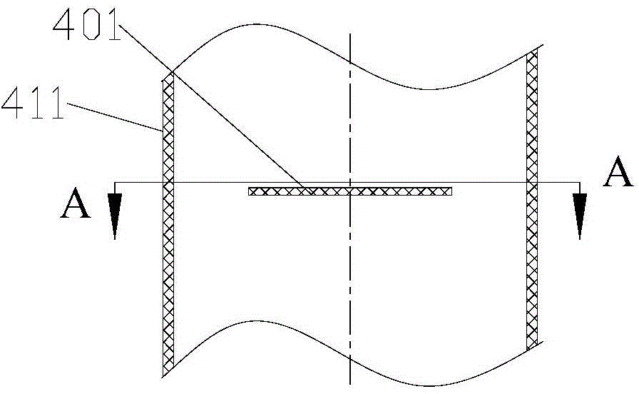 Reaction device, and vanillin production equipment and production method