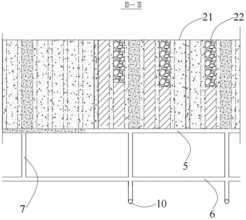 Divided unloading and sublevel filling mining method based on rhombic stoping structure