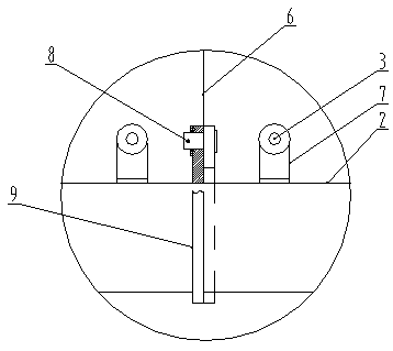 Soft shaft support device of glass bent tempering equipment