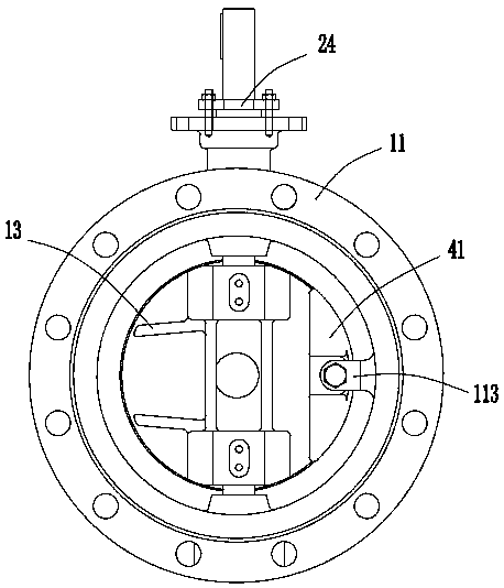 Rotary control valve with high flow controllability