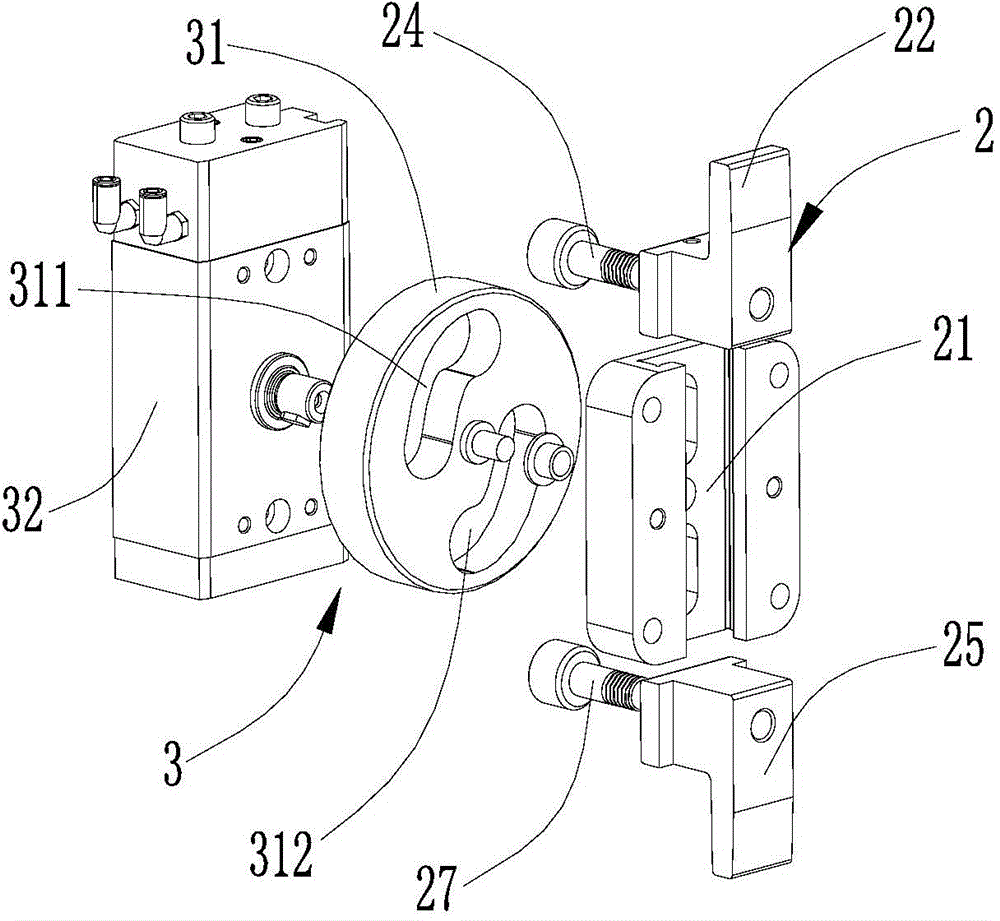 Blow-molding mechanism for handle assembly snapping grooves in container with handle