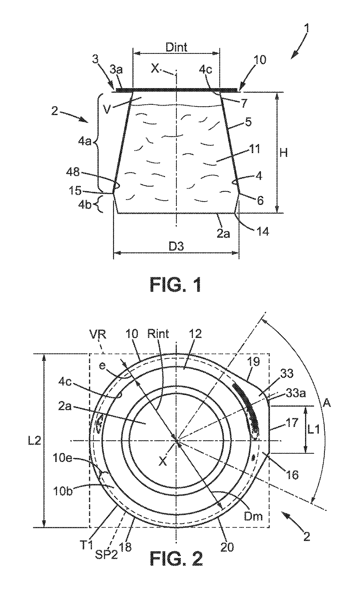 Plastic cup with a thin outer sleeve and food product pack comprising such cups