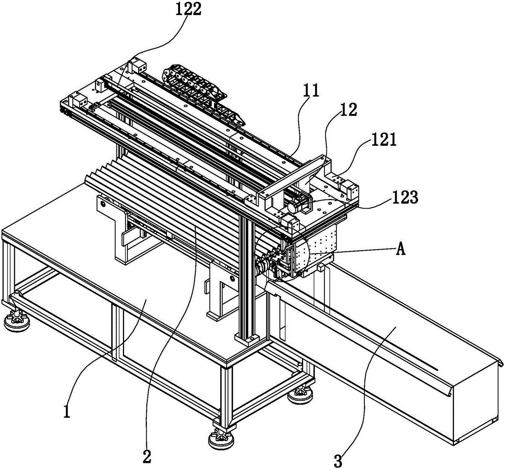 Feeding device of infusion apparatus assembling machine