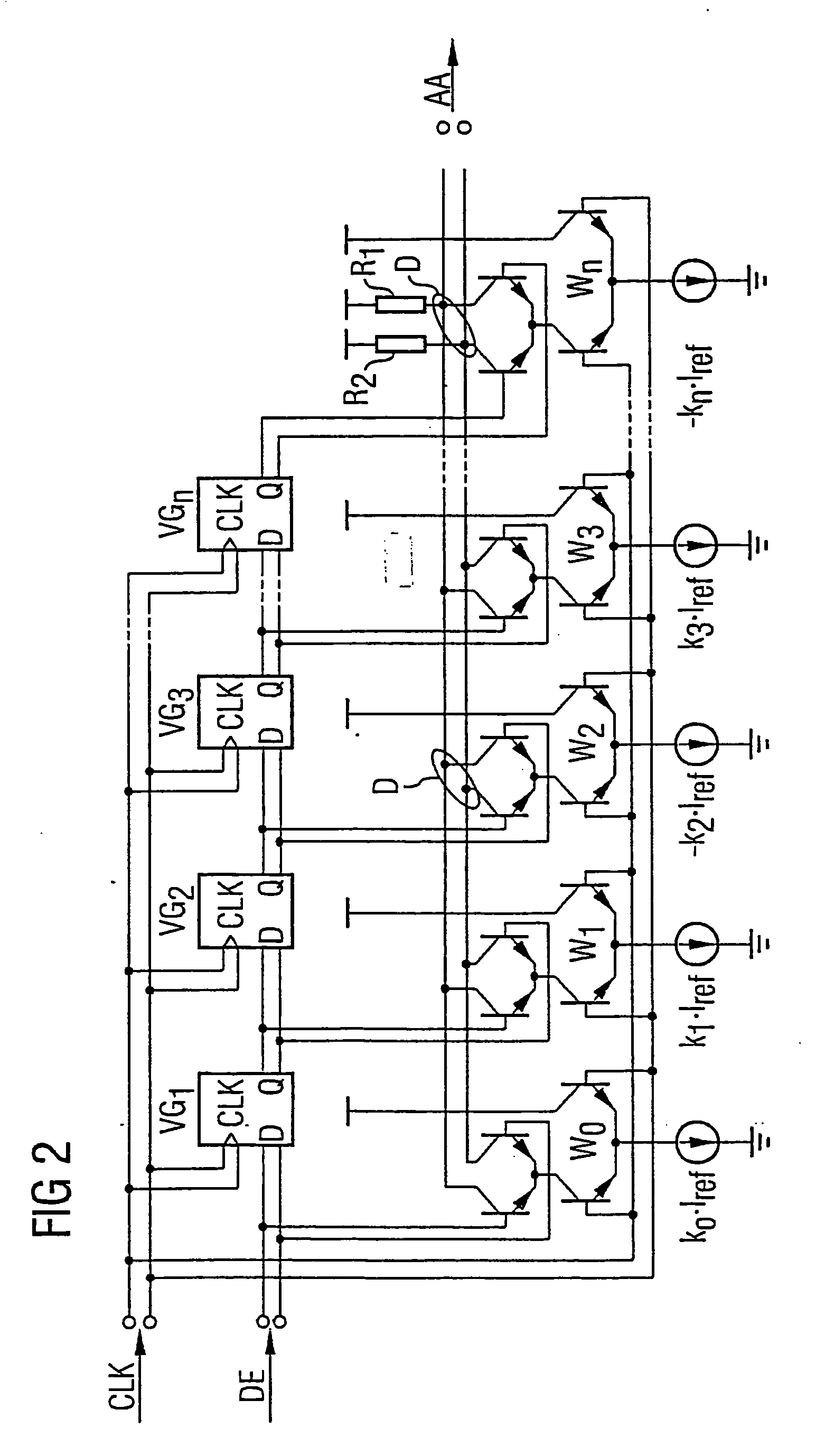 Configuration for digital-analog conversion of high-frequency digital input signal into carrier-frequency analog output signal