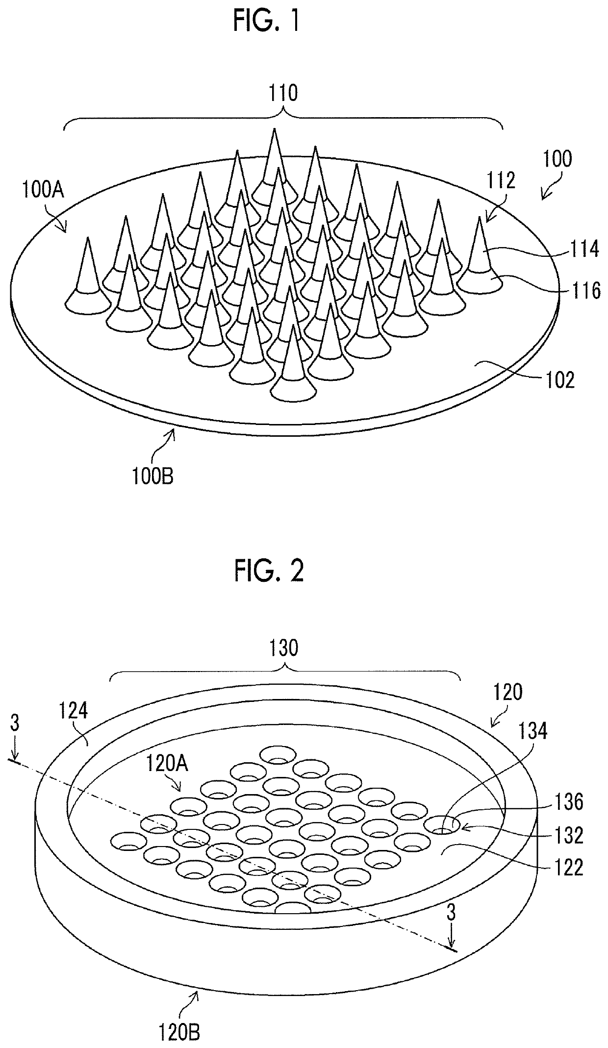 Method of manufacturing microneedle array