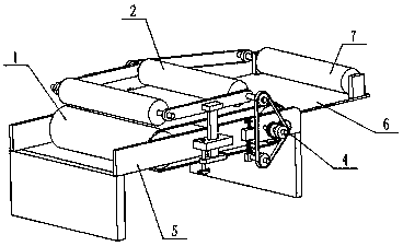 Cloth clipping and conveying device for textile processing