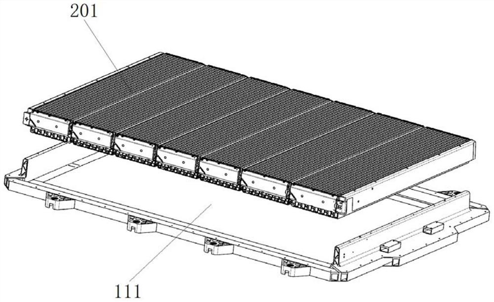 Battery pack tray and battery pack