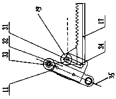Follow-up hooks on tray lifting mechanism of shuttling car