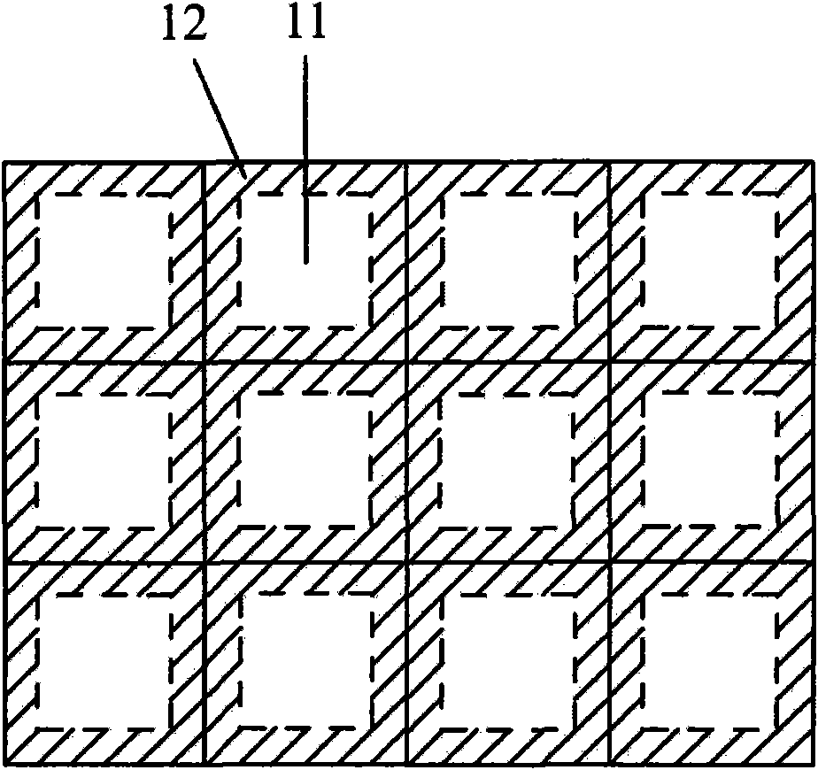 Moire-free three-dimensional display device