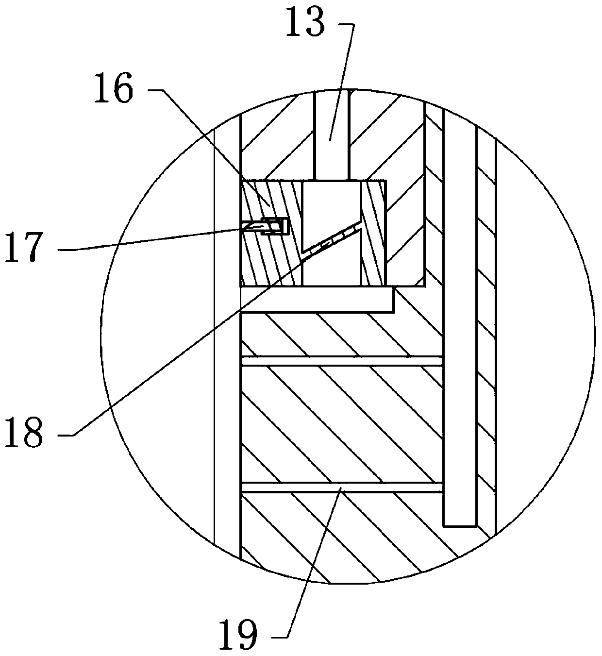 An electronic device packaging device