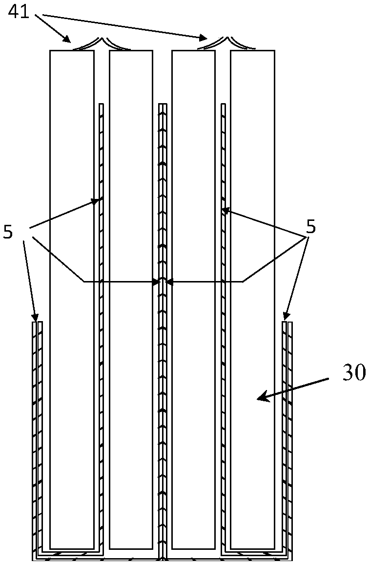 Lithium-ion battery internally provided with heat dissipation structure