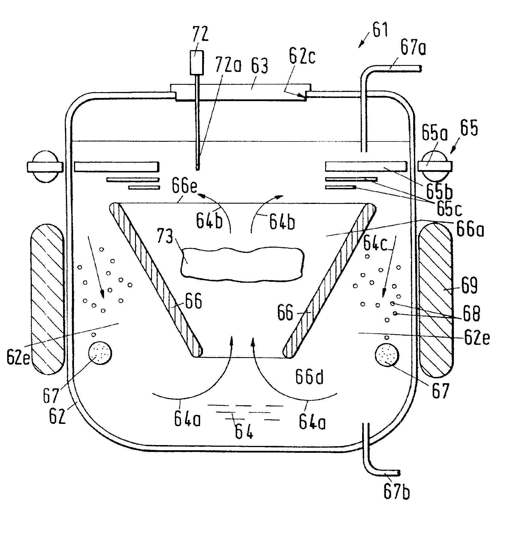 Bioreactor and method for fluidly suspending a product