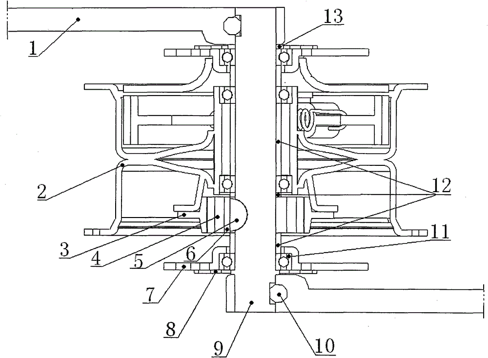 Electric tricycle front drive hub with one-way clutch