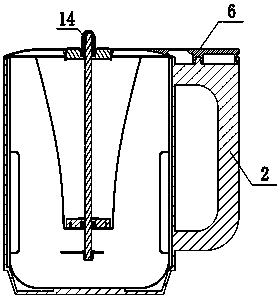 Soymilk machine with separate motor and blade