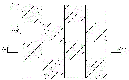 Warm-keeping type antibacterial fabric with compound textile layer