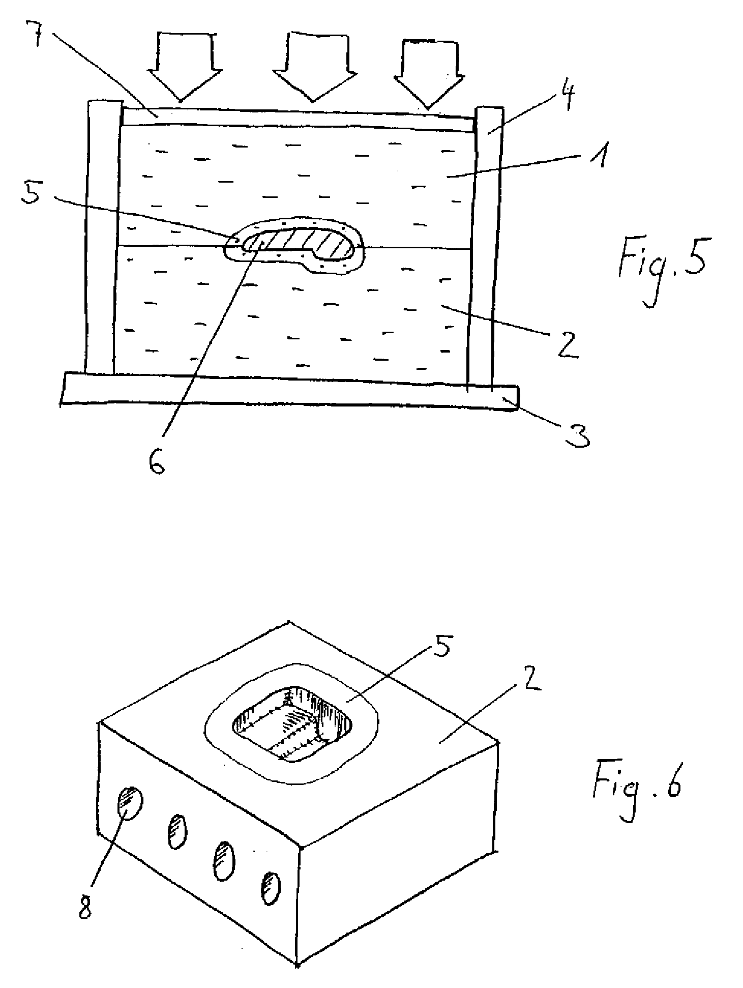 Mold for producing an article
