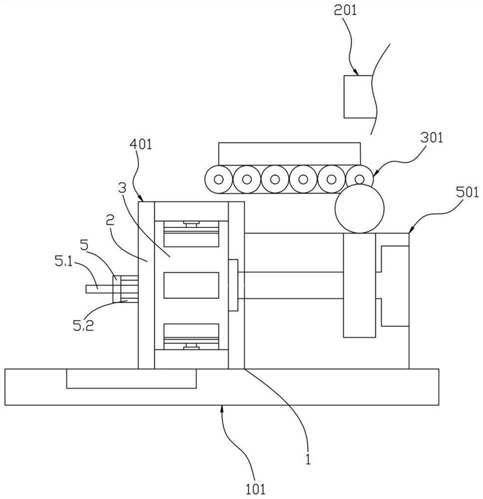 An automatic arrangement mechanism for firecracker outer cylinder