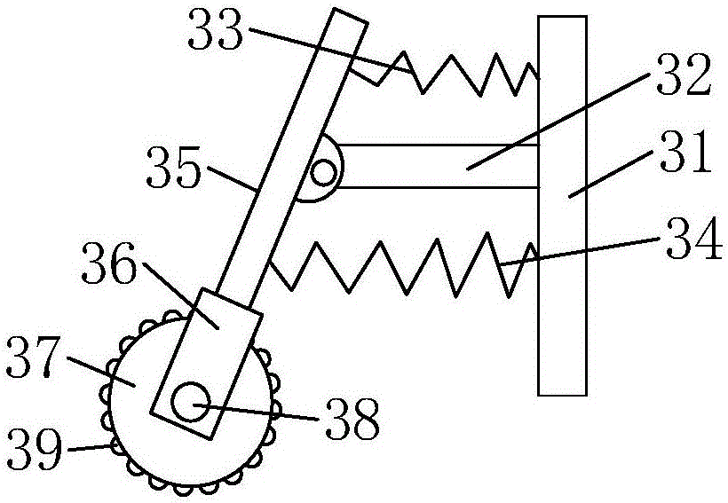 Caked fertilizer crushing device for agricultural production