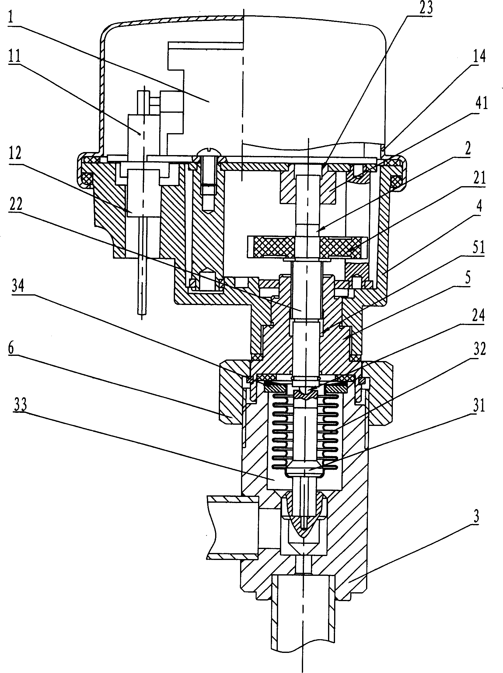 Speed-reduction type electronic expansion valve