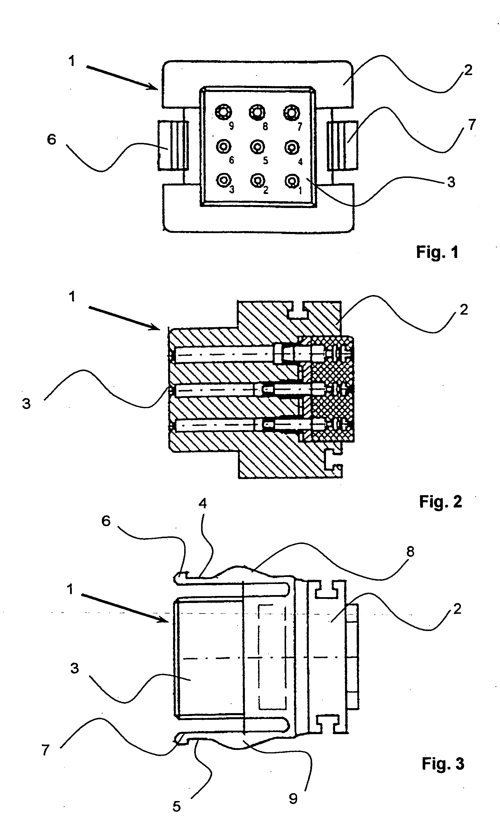 Lockable electrical plug and socket connection