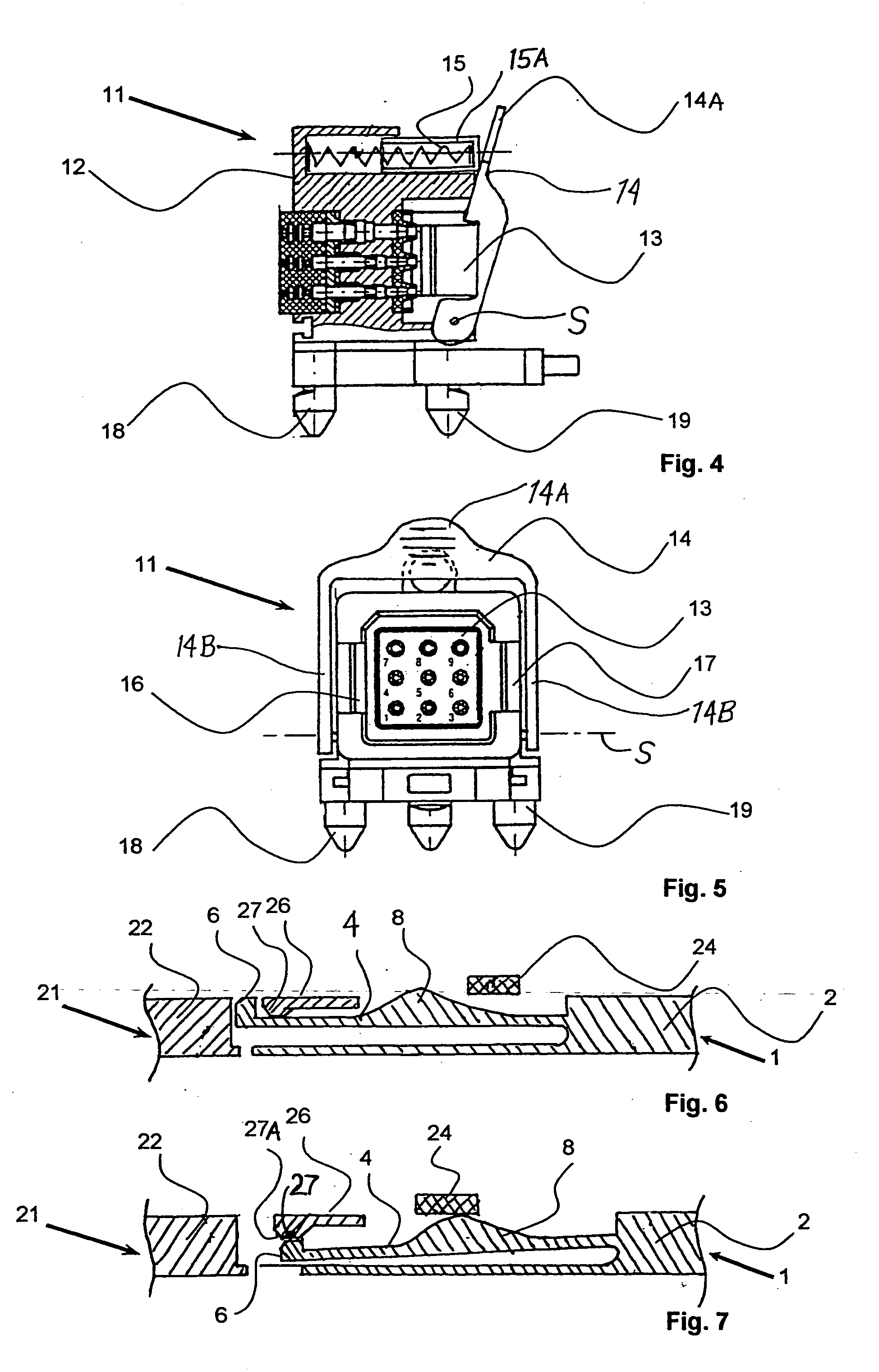 Lockable electrical plug and socket connection