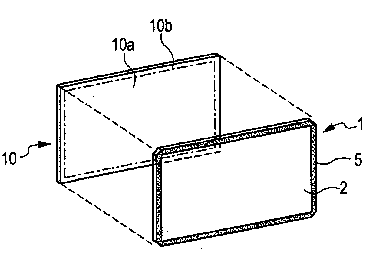 Heat radiating quartz plate, polarizing plate, and optical apparatus