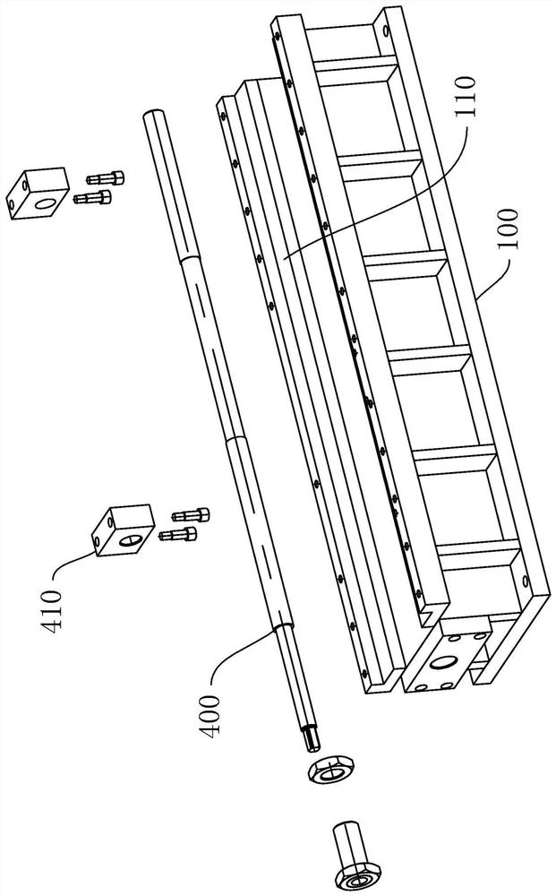 Universal horizontal frame forming structure of stainless steel pipe making machine