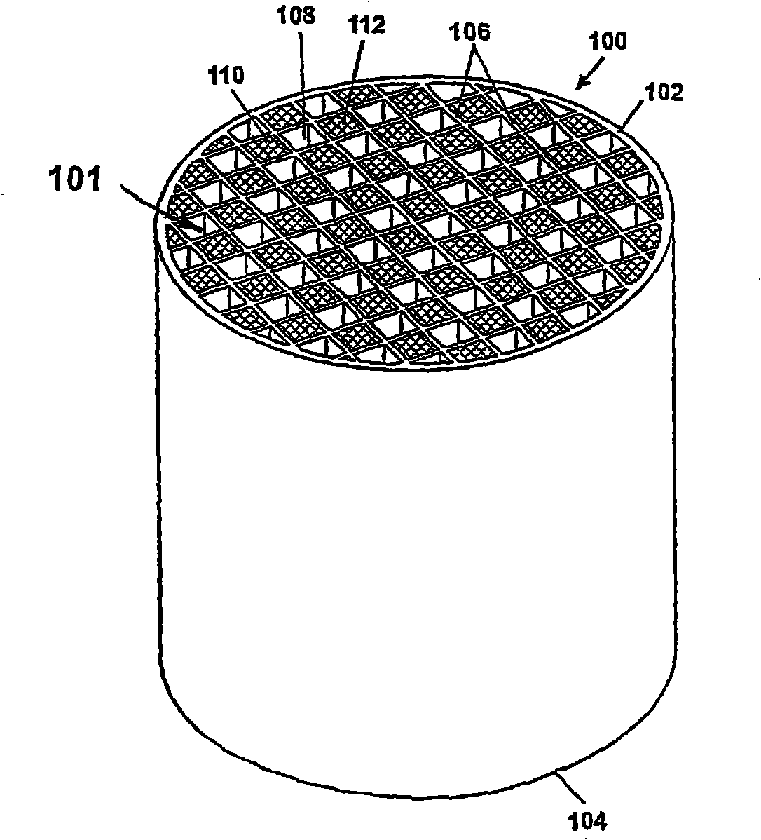 Controlled pore size distribution porous ceramic honeycomb filter, honeycomb green body, batch mixture and manufacturing method therefor