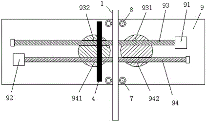 Bending equipment provided with paint spraying device and used for cable for transmitting electric power and bending method of cable