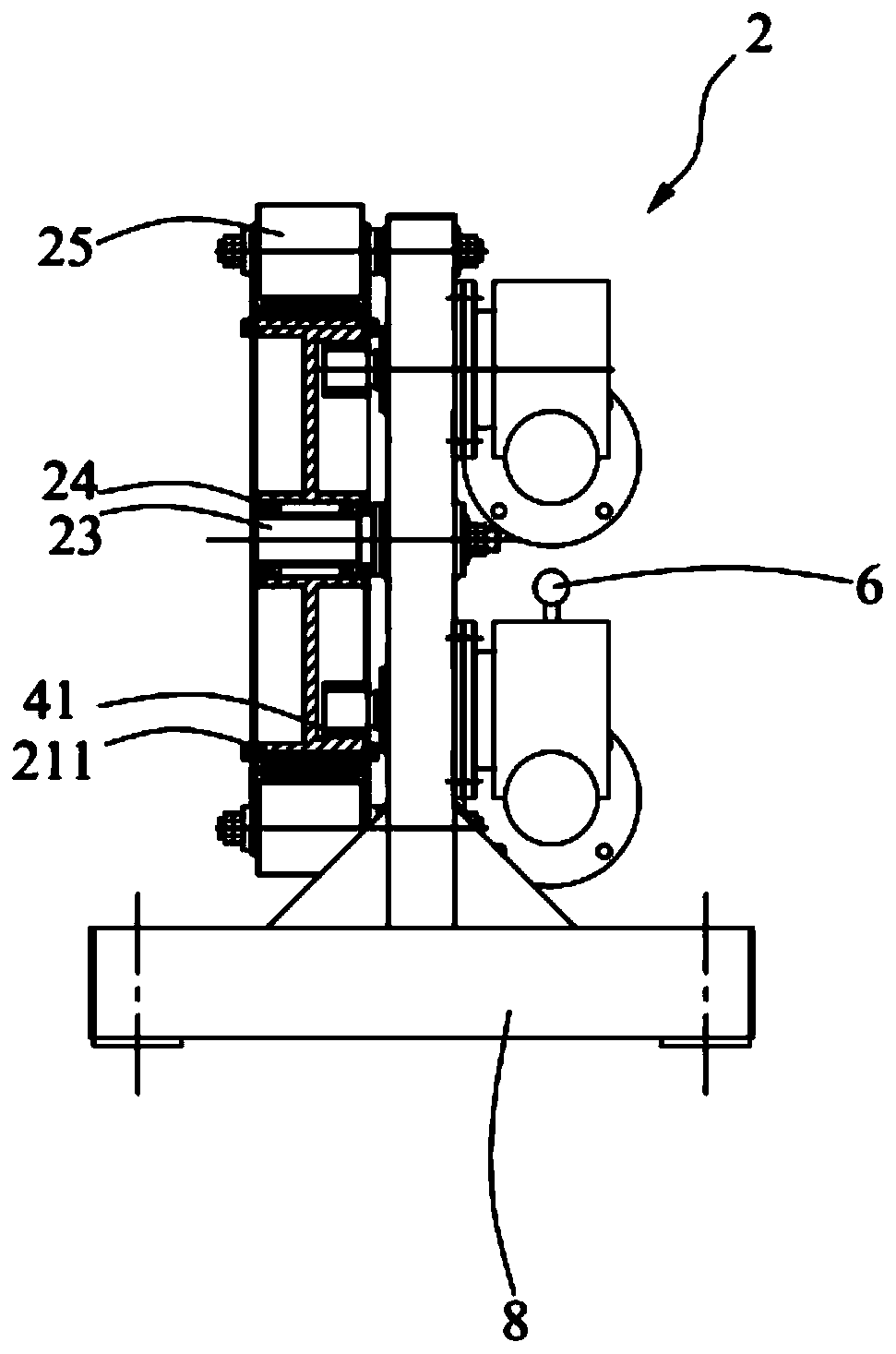 Rope retracting and releasing device